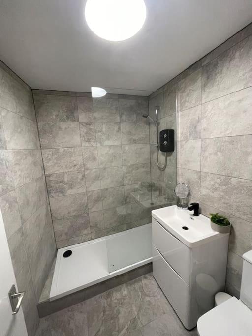 Modern 2 Bedroom City Apartment グラスゴー エクステリア 写真